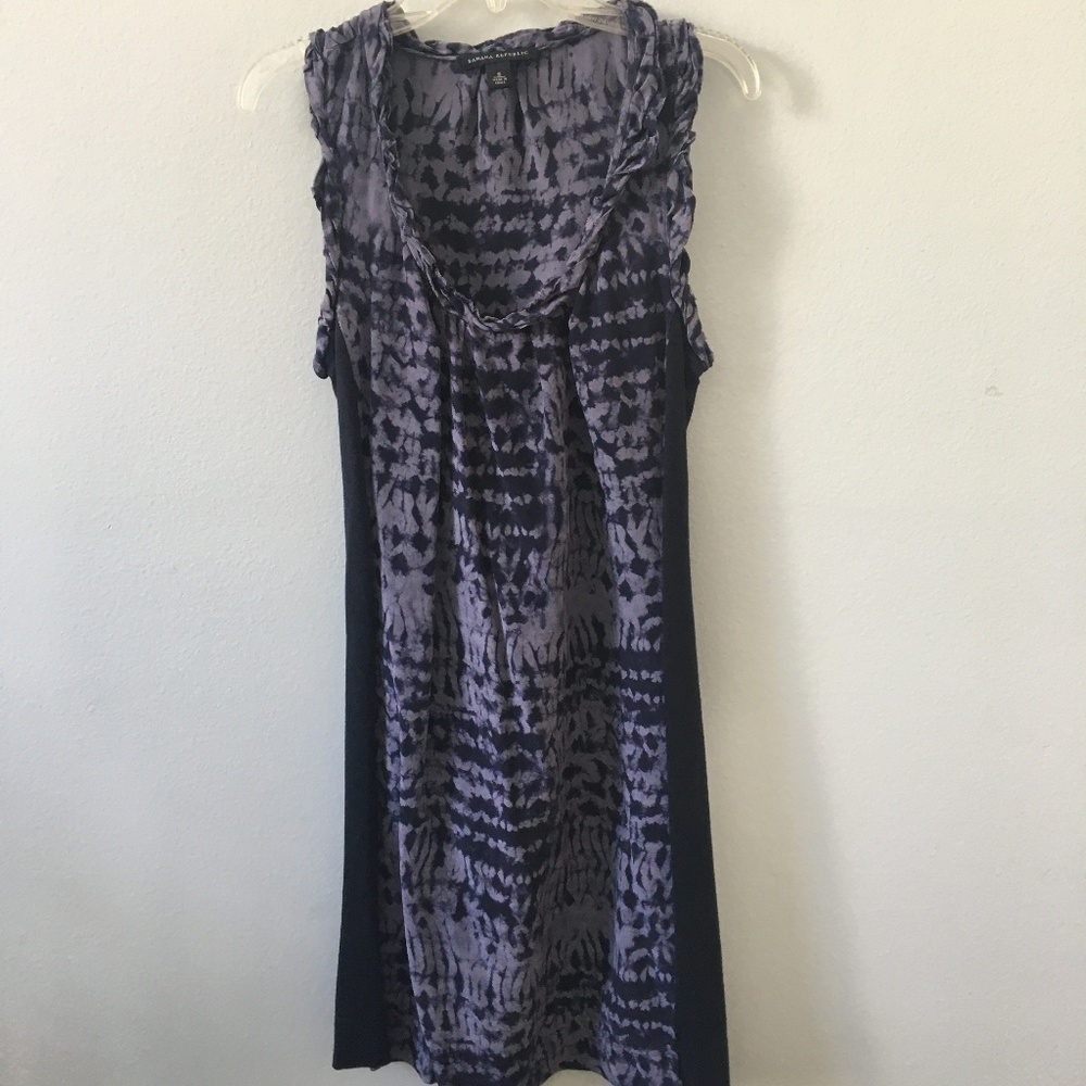 Banana Republic Shift Dress - Small